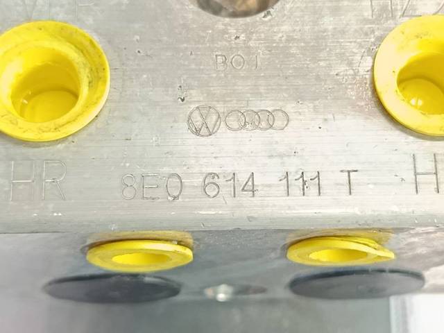Unidad de control ABS hidráulico Audi A4  (2000-2005)