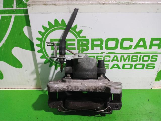 8E0615124 Pinza de freno delantera derecha  en stock Sabadell