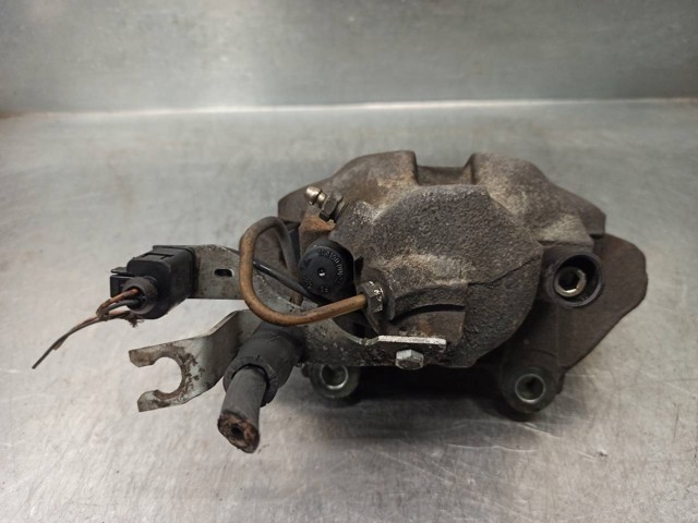 VAG 8E0615124A Pinza de freno delantera derecha  en stock Valencia