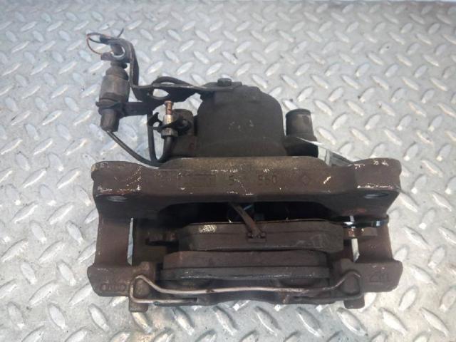 8E0615124A Pinza de freno delantera derecha  en stock Granada