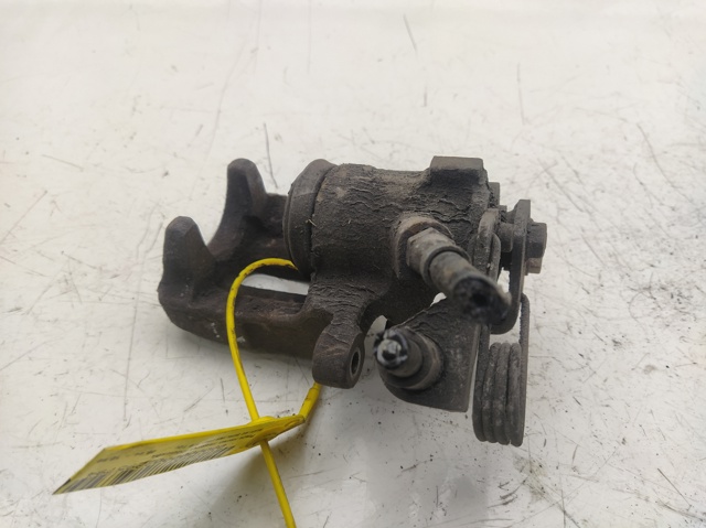 8E0615423 VAG Pinza de freno trasera izquierda comprar Bilbao