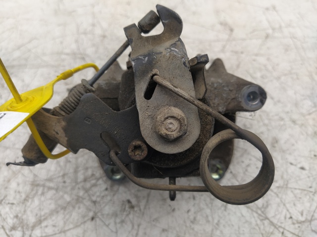 8E0615423 VAG Pinza de freno trasera izquierda  comprar en Jaén