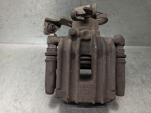 8E0615423 Pinza de freno trasera izquierda  comprar en Zaragoza