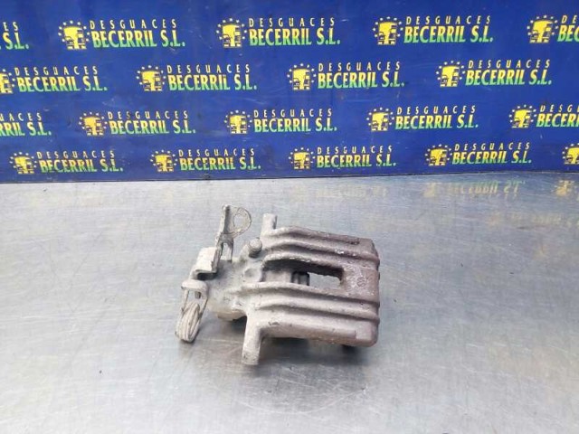 8E0615424 Pinza de freno trasera derecha comprar Girona