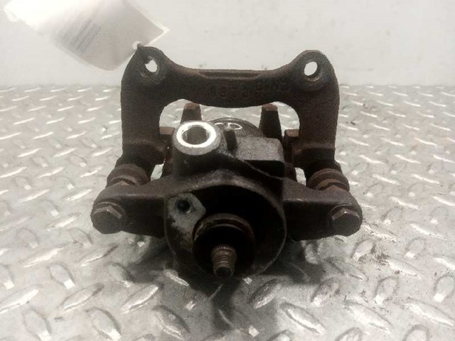 8E0615424 VAG Pinza de freno trasera derecha  en stock Huelva