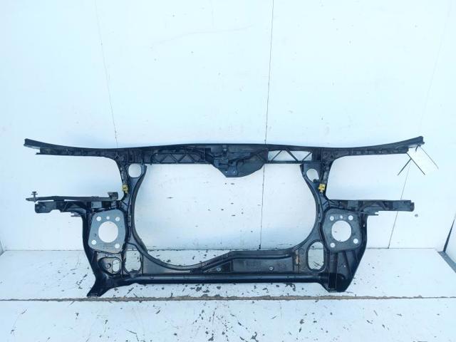 8E0805594E Panel de soporte del radiador y montaje de faros  disponible Utrera