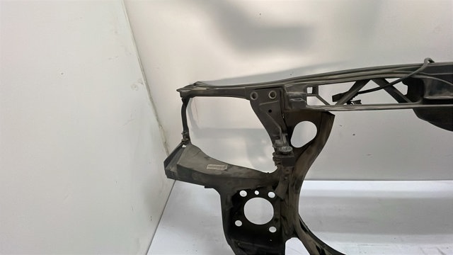 8E0805594E Soporte de radiador  en stock Castellón