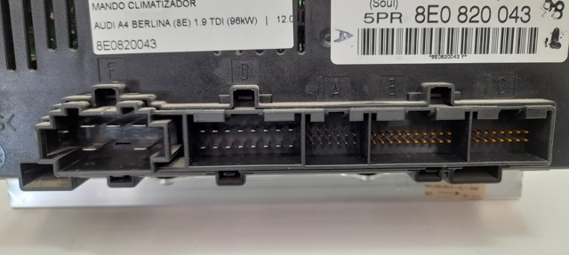 VAG 8E0820043 Unidad de control aire acondicionado comprar Barcelona