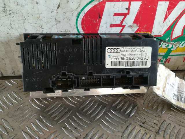 8E0820043AJ VAG Módulo de modos de calefacción/aire acondicionado  disponible Alicante