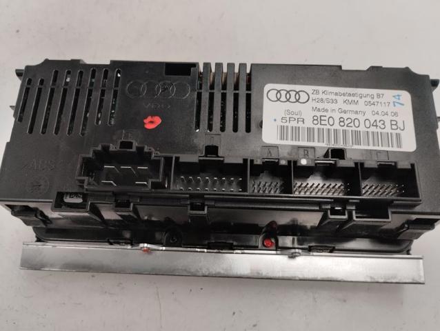 8E0820043BJ Unidad de control aire acondicionado comprar Sevilla