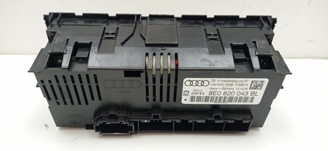 8E0820043BL Unidad de control aire acondicionado  en stock Sabadell
