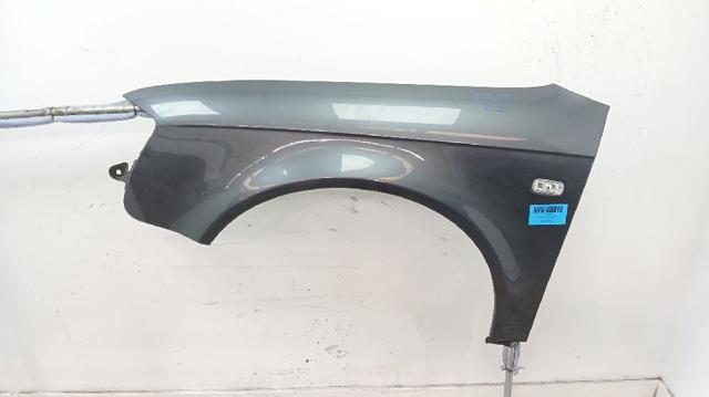 8E0821105F Aleta delantera izquierda  disponible Utrera