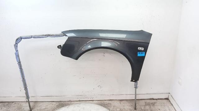 8E0821105F Aleta delantera izquierda  disponible Málaga