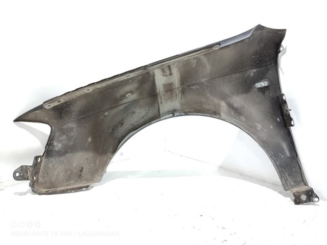 8E0821106F VAG Aleta delantera derecha  comprar en Oviedo