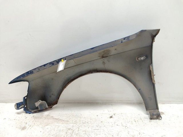8E0821106F Aleta  en stock Castellón