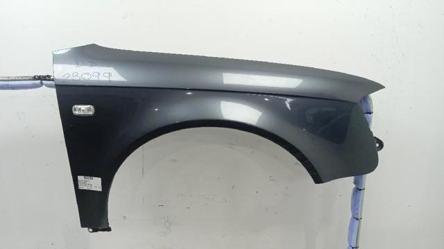 8E0821106F Aleta  en stock Sabadell