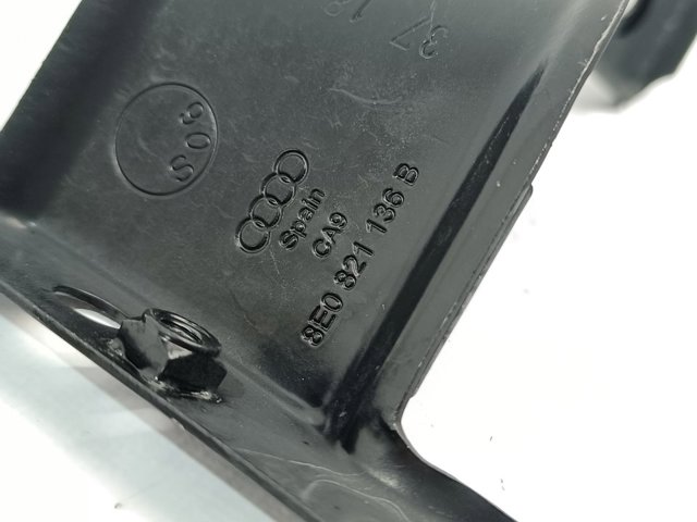 8E0821135C VAG