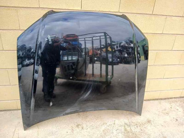8E0823029D VAG Capó comprar Madrid