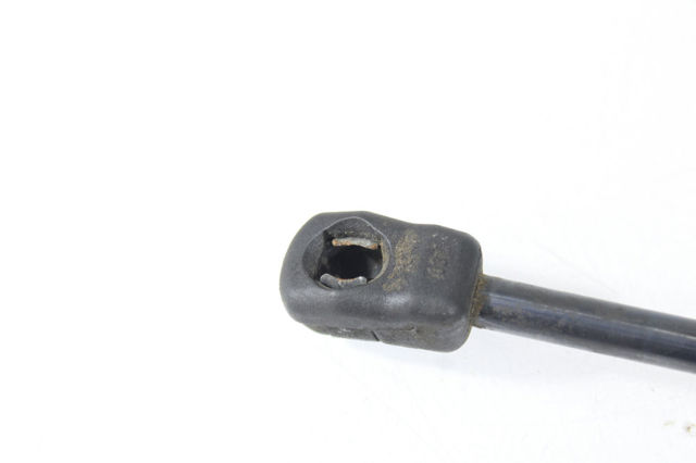 VAG 8E0823359A Amortiguador de capó comprar Tarragona