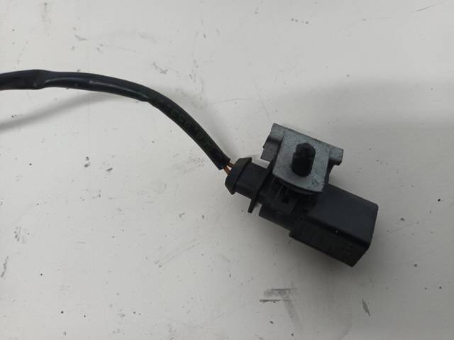 VAG 8E0823509D Cerradura de capó comprar Tarragona