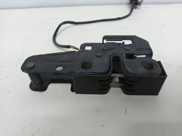 8E0823509D Cerradura del capó  comprar en Zaragoza