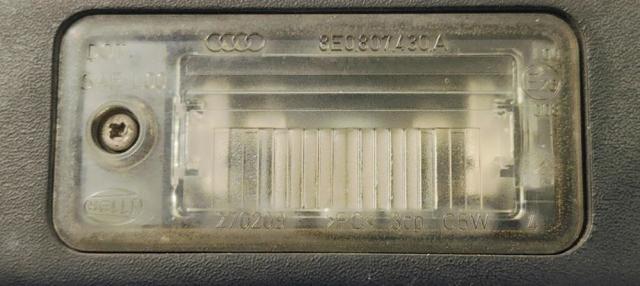 8E0827574C VAG Tirador de puerta de maletero exterior  en stock Córdoba