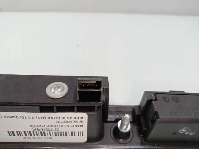 VAG 8E0827574C Tirador de puerta de maletero exterior comprar Pamplona