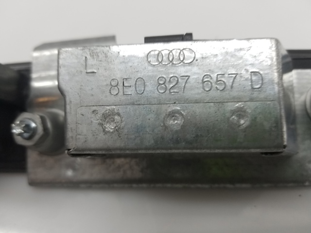 8E0827657E VAG