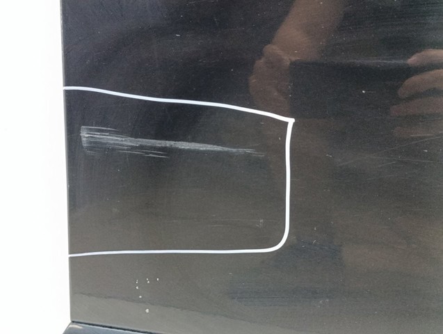 8E0831052J Puerta delantera derecha  disponible Málaga