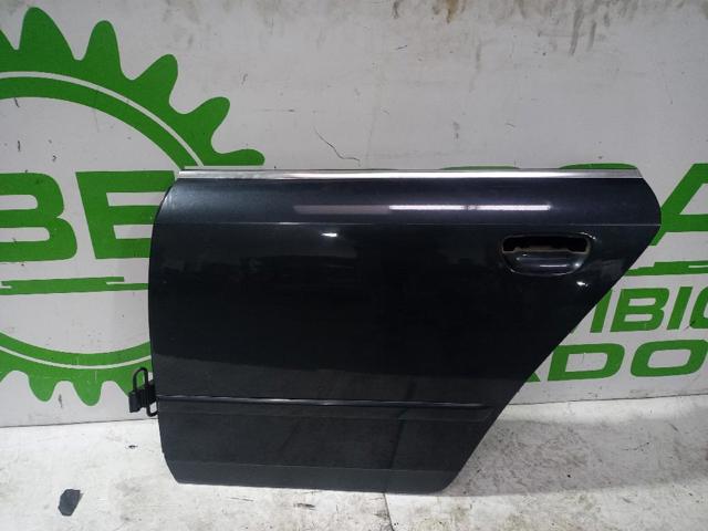 8E0833051 Puerta trasera izquierda  comprar en Reus