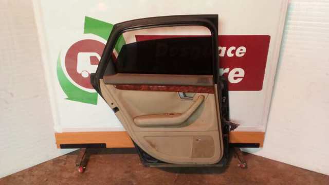 8E0833051 VAG Puerta trasera izquierda comprar Alcalá