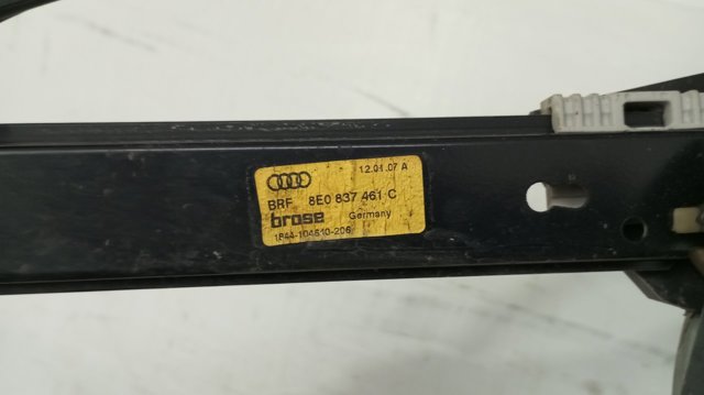 VAG 8E0837461C Mecanismo de elevalunas de la puerta delantera izquierda  disponible Valladolid