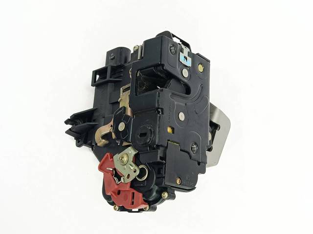 VAG 8E0839015C Cerradura de puerta trasera izquierda  en stock Valencia