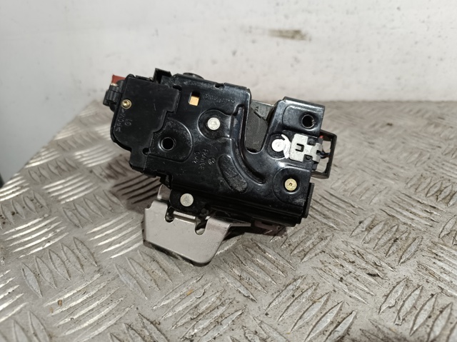 VAG 8E0839015C Cerradura de puerta trasera izquierda  comprar en Ponferrada