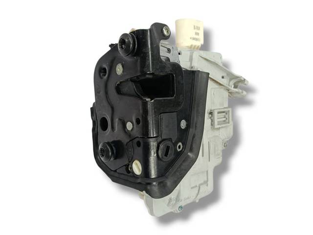 8E0839016AA Cerradura de la puerta trasera derecha  en stock Granada