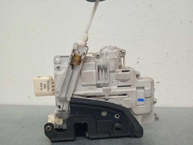 8E0839016AA VAG Cerradura de la puerta trasera derecha  disponible Alicante