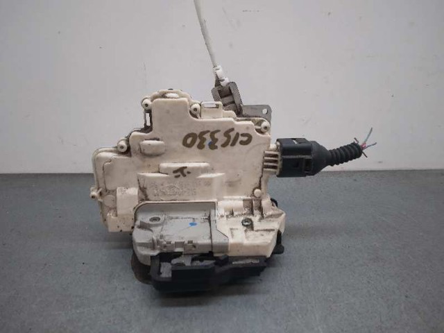 8E0839016AA VAG Cerradura de la puerta trasera derecha  comprar en Oviedo