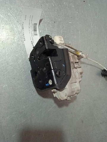 8E0839016AA VAG Cerradura de la puerta trasera derecha  comprar en Oviedo