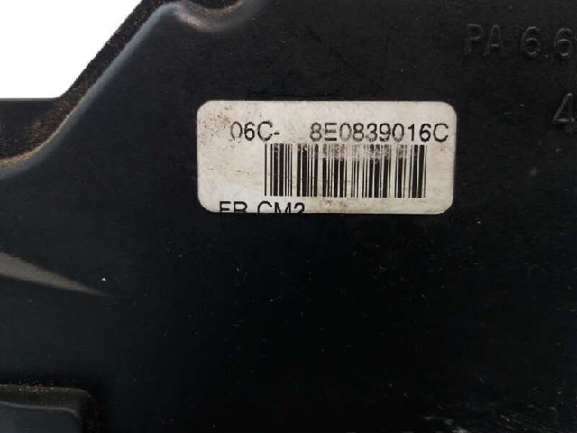 VAG 8E0839016C Cerradura de la puerta trasera derecha  en stock Terrassa