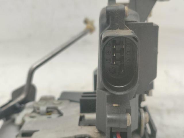 8E0839016C Cerradura de la puerta trasera derecha comprar Girona