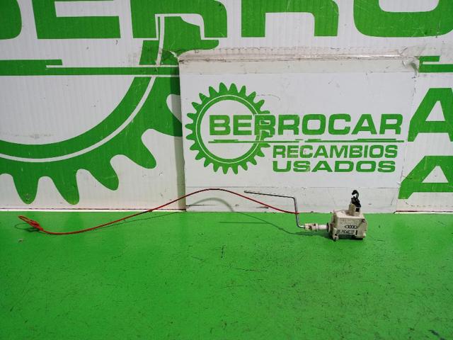 Motor apertura de tapa combustible Audi A4  (2000-2005)