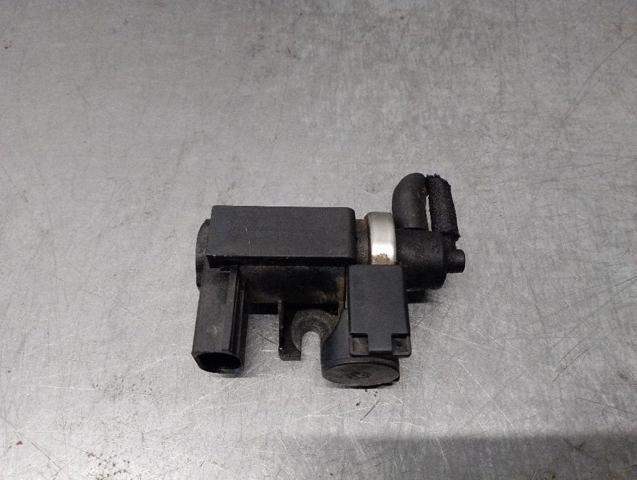 8E0906628 Válvula solenoide de control de presión de sobrealimentación  en stock Castellón