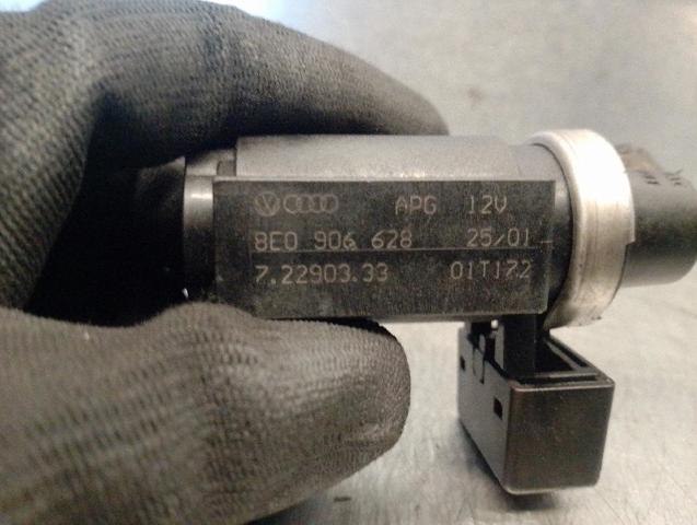 VAG 8E0906628 Válvula solenoide de control de presión de sobrealimentación  disponible Lugo