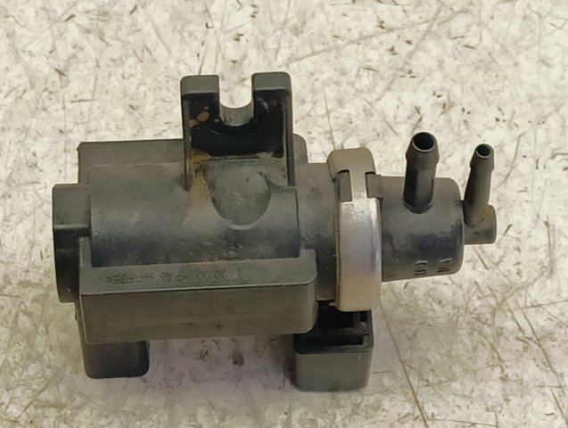 8E0906628A VAG Válvula solenoide de control de presión de sobrealimentación  en stock Córdoba