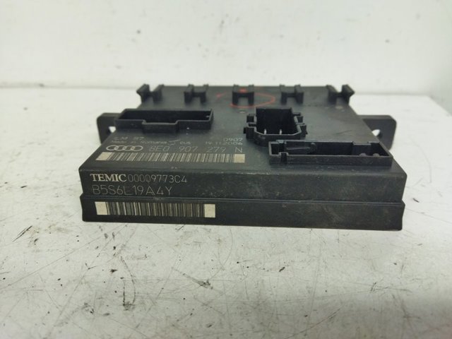 Unidad de confort A4  sedán (2004-2008) original desde 97,28 €