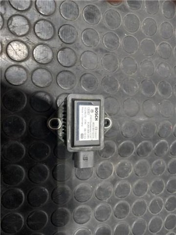 Sensor control estabilidad  para skoda superb (3u4) 1.9 tdi awx,avf 8E0907637A
