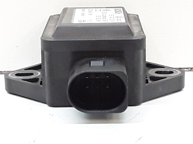 8E0907637A Sensor de aceleración lateral (ESP)  en stock Sabadell