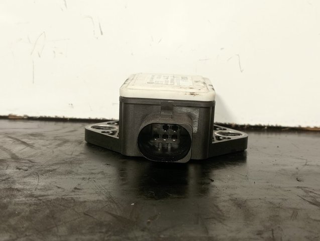 8E0907637B VAG Sensor de aceleración lateral (ESP)  en stock Córdoba