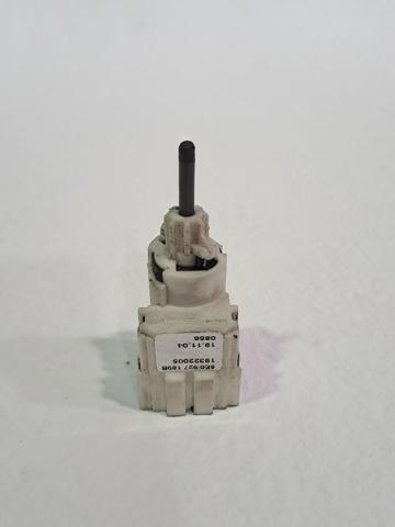 VAG 8E0927189B Interruptor de embrague  disponible Lugo