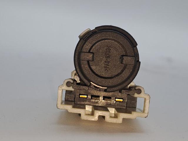 VAG 8E0927189B Interruptor de embrague  en stock Terrassa